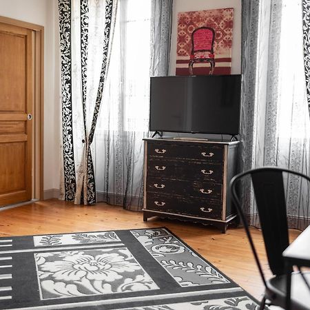 Bed and Breakfast Au Nid De La Madeleine Gaillac Exteriér fotografie