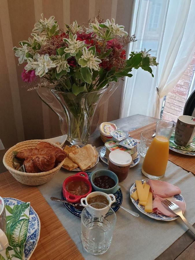 Bed and Breakfast Au Nid De La Madeleine Gaillac Exteriér fotografie
